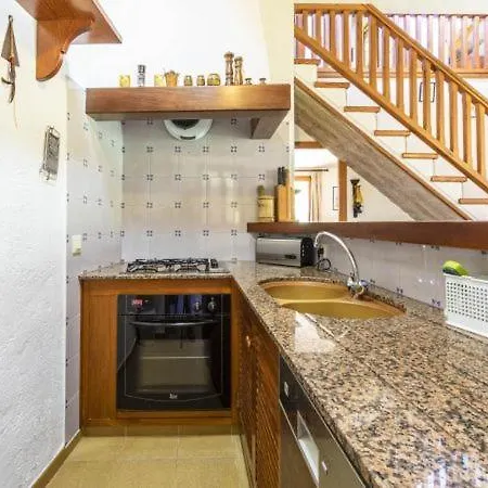 Villa Sleeps 5 With Pool Air Con And Wifi Pollenca